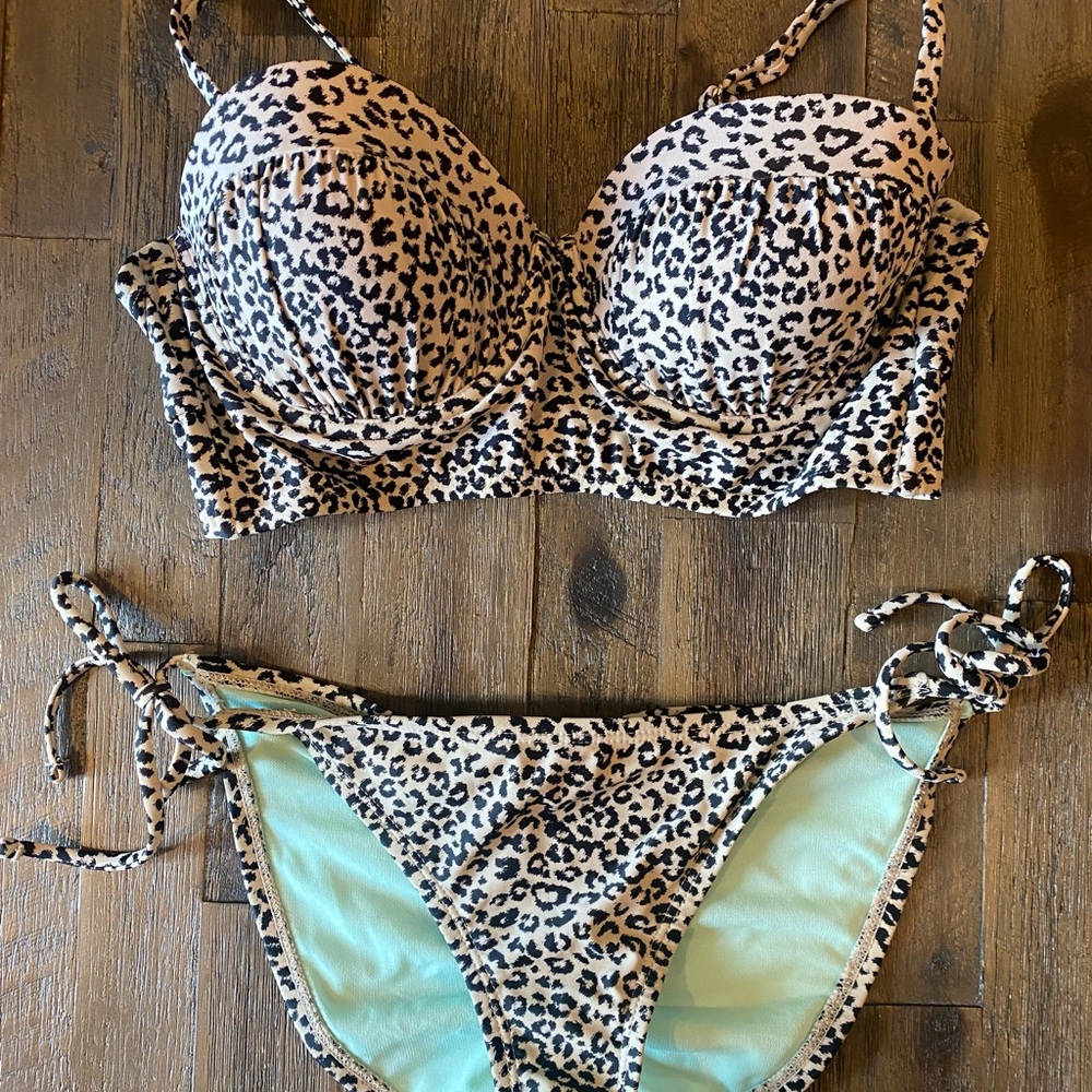 Cheetah print swimsuit!